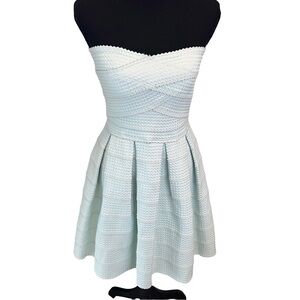 Jun&Ivy Fit & Flare Strapless Blue White Dress Size M